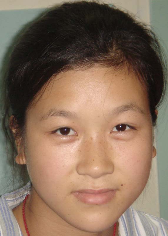 李会会 Li Hui Hui